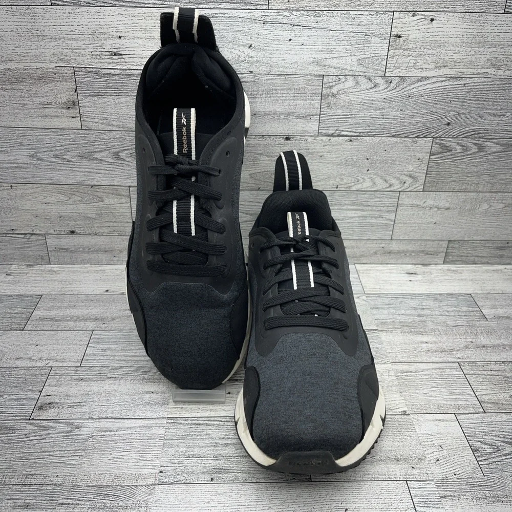 Reebok Zig Dynamica IF5947 Black White Running Shoes Sneakers Women Size‎ 8